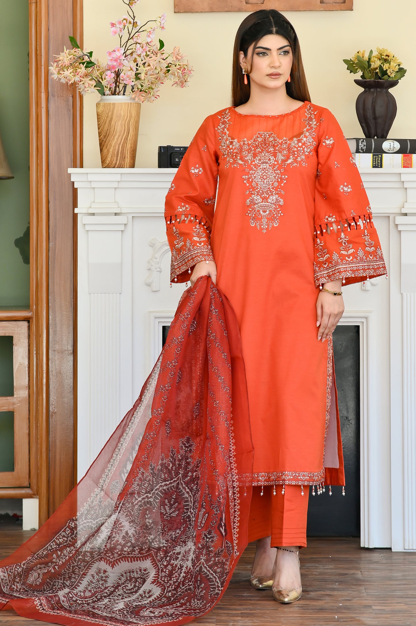 Diya – Embroidered Lawn 3 pcs Suit