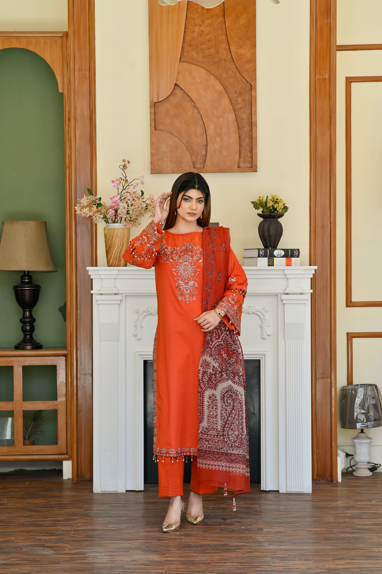 Diya – Embroidered Lawn 3 pcs Suit