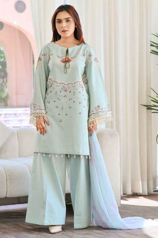 Noor– Embroidered Lawn 3 pcs Suit