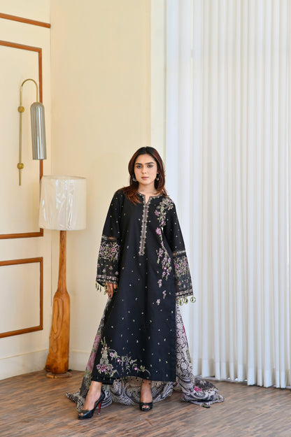 SITARA – EMBROIDERED BLACK LAWN 3 PIECE SUIT