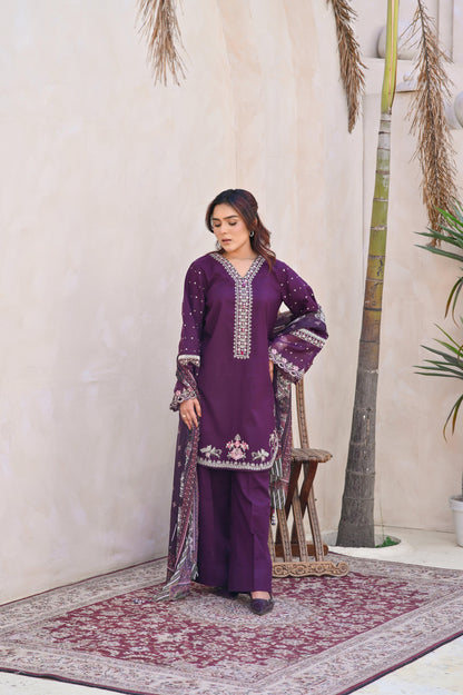 LAJ – EMBROIDERED PURPLE LAWN 3 PIECE SUIT